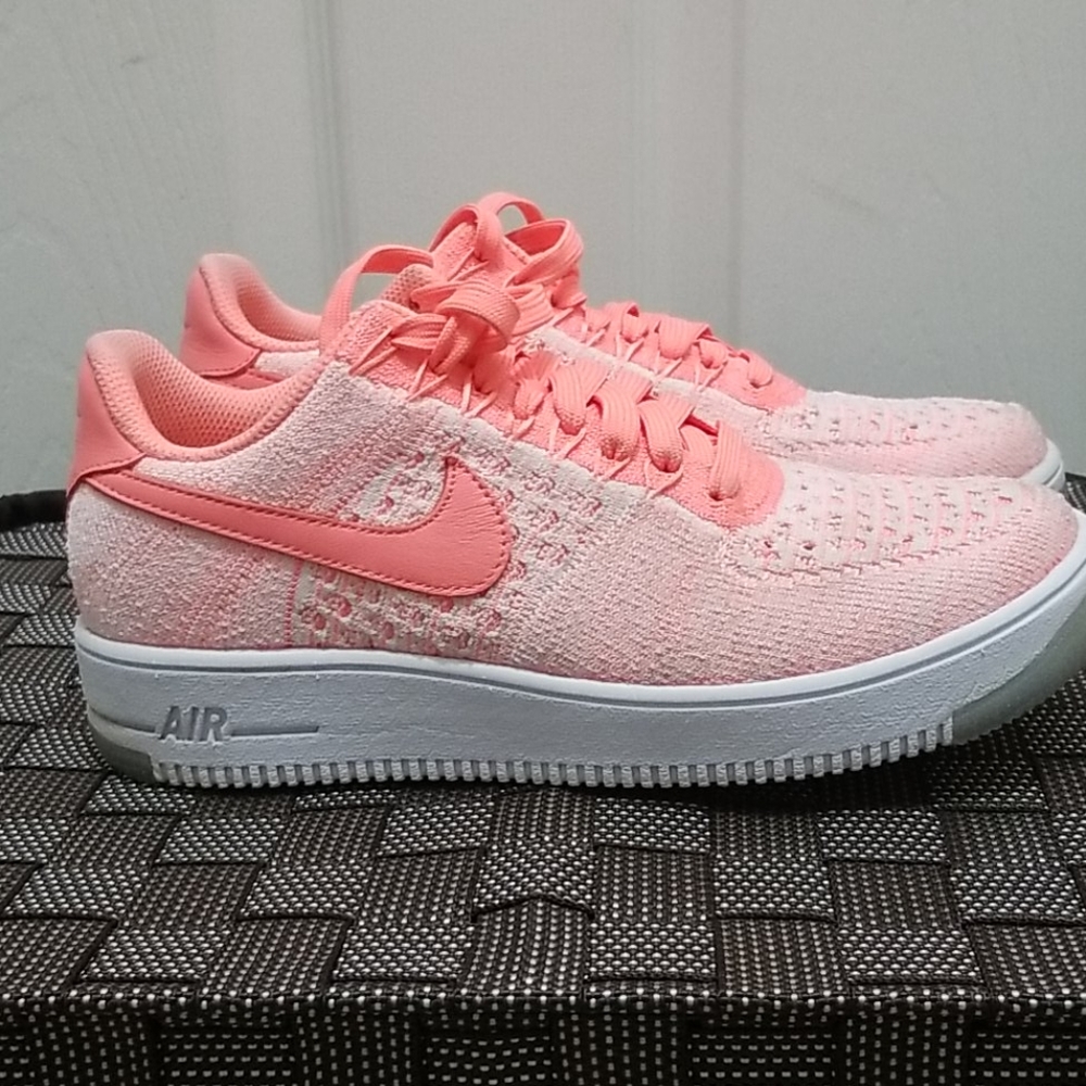 Nike Air Force  1 Flyknit Low Sneaker
